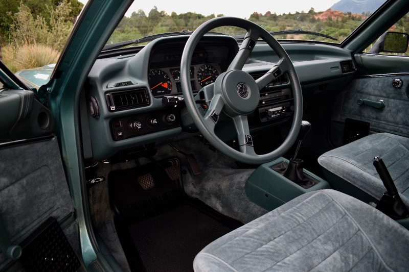 Illustration for article titled This 1981 Honda Accord Is Unbelievably Pristine